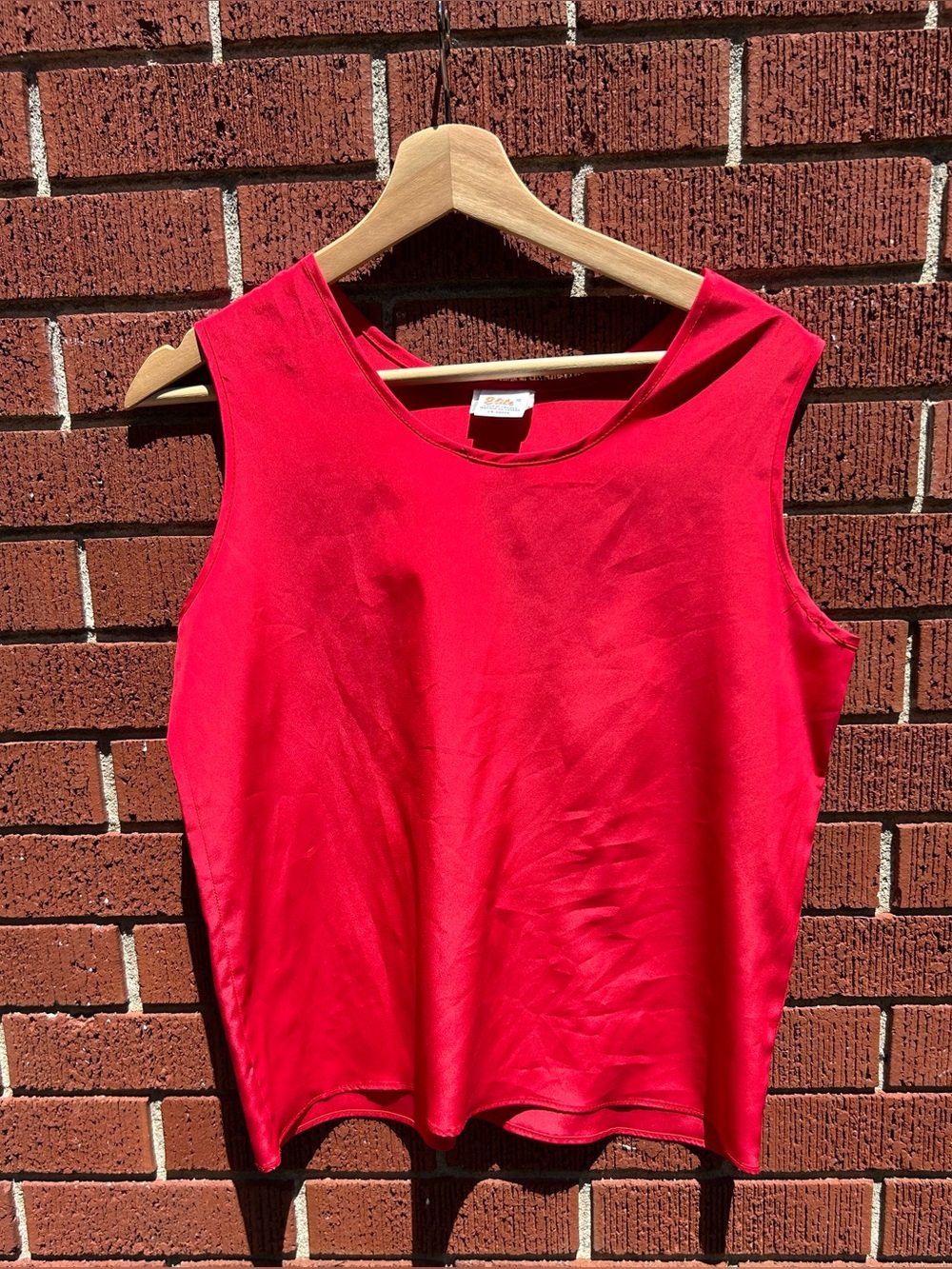 Vintage Red Satin Sleeveless Blouse – Minimalist Dressy Top